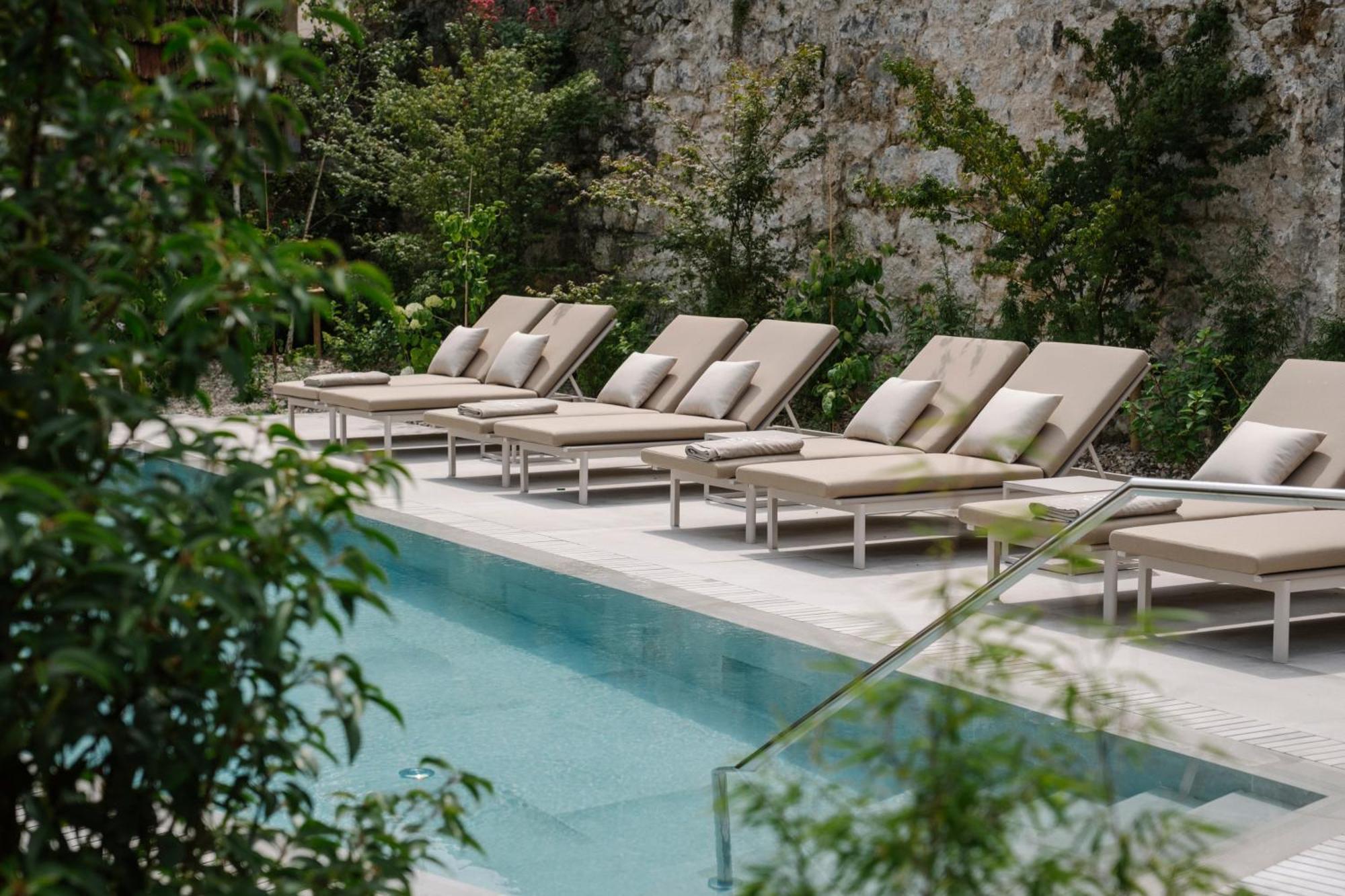 Hotel Rhin Garden Santender Kültér fotó